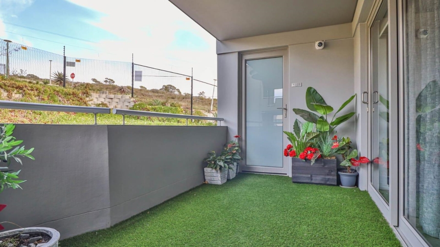 2 Bedroom Property for Sale in Island View Western Cape